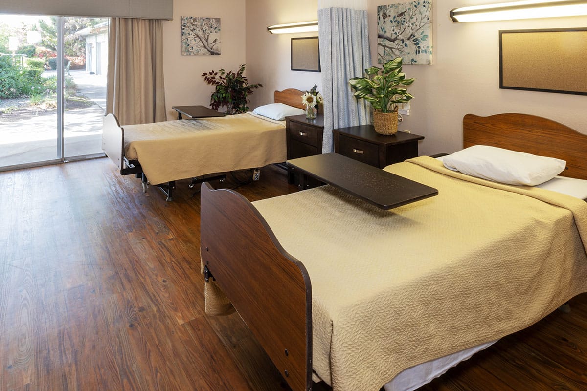 Oakwood Gardens semi-private room